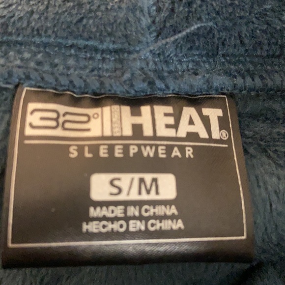 32 Degrees Super soft velour Kangaroo pocket hooded lounger - Picture 7 of 11